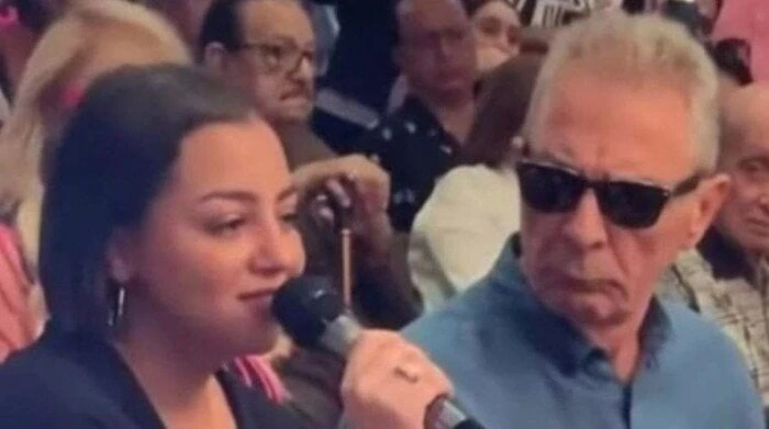 نظرة محمود حميدة ل إلهام صفي الدين تتصدر التريند.. ما القصة؟محمود حميدة وإلهام صفي الدين.. حالة من الجدل أثارتها نظرة الفنان محمود حميدة للفنانة