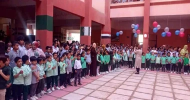 كفر الشيخ-سهيله عبداللطيف نظمت مدارس التعليم الاساسي بمحافظة كفر الشيخ، حفلات استقبال لتلاميذ الصفين الأول والثاني الابتدائى، فى أول أيام العام