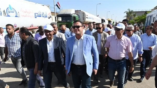 القضاء على انقطاع الخدمة.. تطورات العمل بالخط الناقل لمياه الشرب بالقاهرة الجديدةتفقد المهندس شريف الشربيني، وزير الإسكان والمرافق والمجتمعات العمرانية، الاستعدادات الجارية بمدينة 