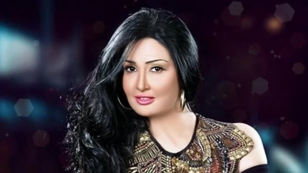 بعد احتفالها بعيد ميلاد ابنتها.. لحظات مؤثرة بين غادة عبد الرازق وروتانا تعرف على التالي بعد احتفالها بعيد ميلاد ابنتها.. لحظات مؤثرة بين غادة عبد