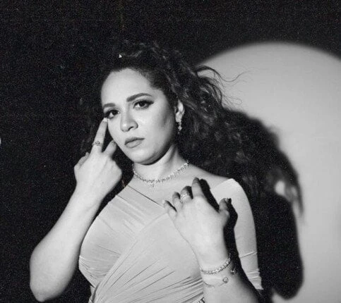 الموت يفجع الفنانة رحمة أحمد صورأعلنت الفنانة رحمة أحمد، عبر حسابها الرسمي بموقع تداول الصور والفيديوهات إنستجرام عن وفاة خالها خلال الساعات القليلة