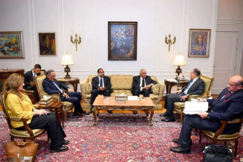 وزير الخارجية والهجرة يستقبل وفد غرفة التجارة الأمريكية استقبل الدكتور بدر عبد العاطي، وزير الخارجية والهجرة وشؤون المصريين بالخارج، وفدا من غرفة