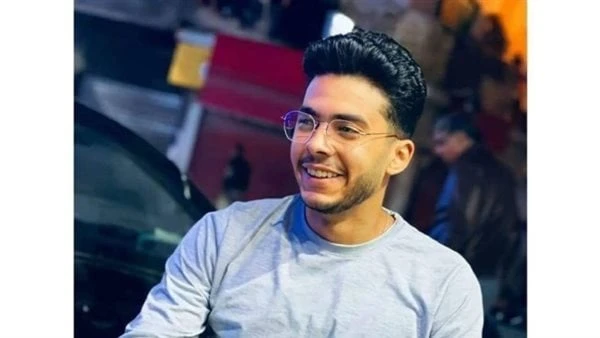 حق مازن لازم يرجع.. شاب زى الورد اتق.تل قدام الكلالسوشيال مقلوبة تداول رواد السوشيال ميديا واقعة ق. تل شاب جامعي يدعي مازن صبحى بشكل مأساوى فى إحدى أحياء الإسكندرية.ونشر عدد من روا