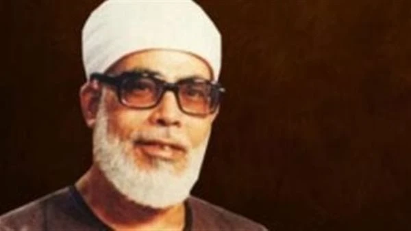 ذكرى ميلاد الحصري.. لم يتقاض راتبا على تسجيل القرآن وأسلم على يديه 18 أمريكيا يتزامن اليوم السابع عشر من شهر سبتمبر كل عام ذكرى ميلاد القارئ الشيخ محمود خليل الحصري، أحد أشهر قراء