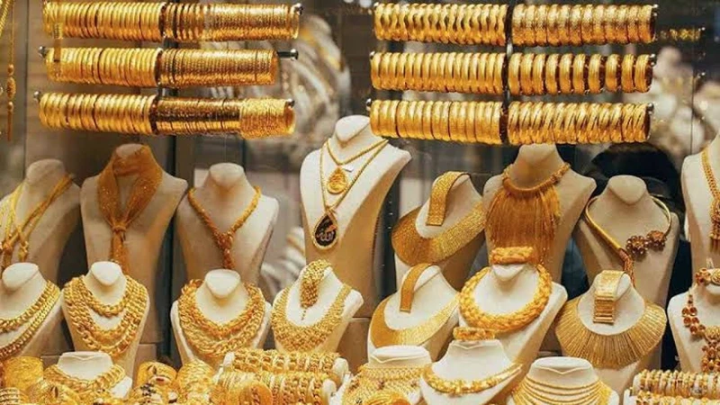 تحديث لحظي.. أسعار الذهب في السعودية اليوم الأربعاء 18 سبتمبر 2024 خلال التعاملات.. عيار 21 بكام؟شهدت أسعار الذهب اليوم الأربعاء 18 سبتمبر استقرار ملحوظ وفقا لآخر التحديثات، حيث تع