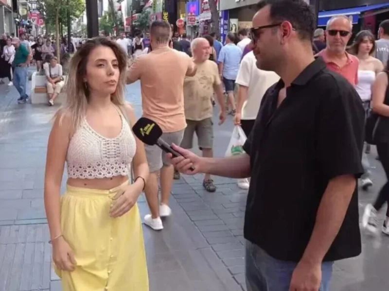 في إزمير، أثارت تصريحات أدلت بها ديلروبا كايسرلي أوغلو خلال مقابلة في الشارع جدلا واسعا، حيث وصفت الناخبين المؤيدين لحزب العدالة والتنمية بالمتخلفين عقليا. على إثر ذلك، تم اعتقالها