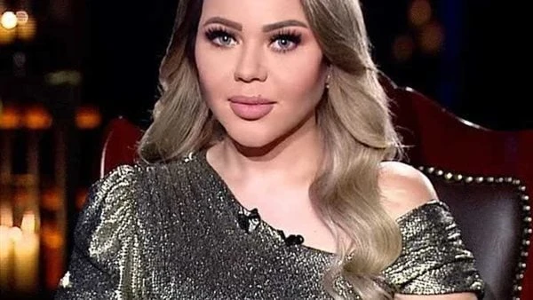 مش غالي.. سعر فستان أسما إبراهيم يشعل إنستجرام شاركت الاعلامية اسما ابراهيم لمتابعيها علي صفحتها الشخصية بالانستجرام صورا بجلسة تصوير جديدة أثارت الجدل أطلت أسما إبراهيم في الصور ب