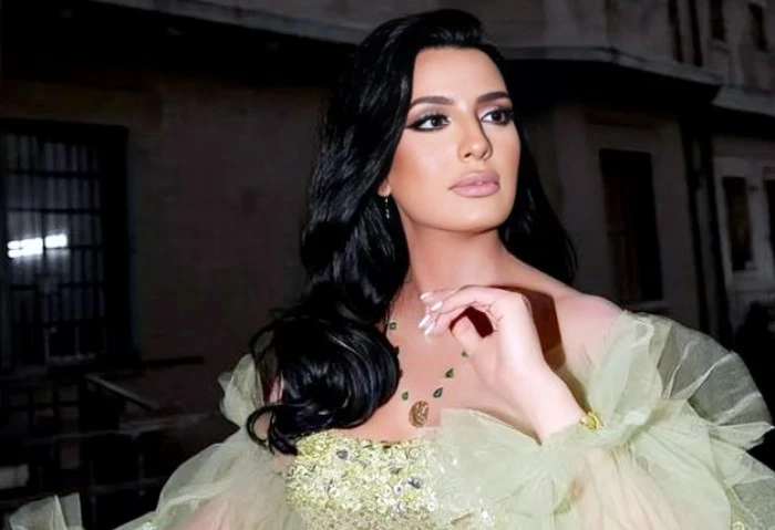 بعد غياب 3 سنوات، ياسمين كساب ل افاق عربية: بحضر لفيلم جديد مع إلهام شاهين كشفت الفنانة ياسمين كساب، عن عودتها للتمثيل بفيلم جديد، بعد فترة غياب دامت