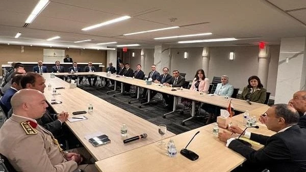 وزير الخارجية يلتقي مع أعضاء بعثة مصر الدائمة لدى الأمم المتحدةالتقى الدكتور بدر عبد العاطي وزير الخارجية والهجرة وشئون المصريين في الخارج اليوم