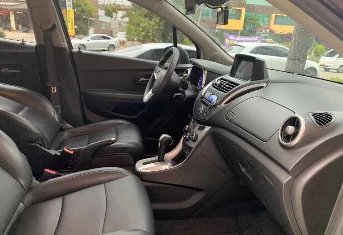 هترجع أوروبا تاني، مفاجأة جديدة في ملف سيارات المعاقين لاتزال أزمة سيارات المعاقين مستمرة، وسط توقف كامل للإفراج الجمركي عن السيارات منذ ما يزيد عن 4 أشهر، حيث تبينت الدولة ممثلة ف