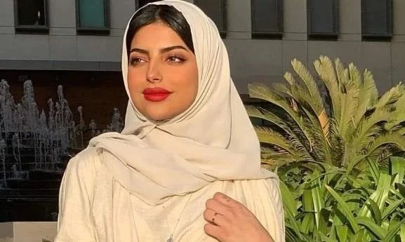 سيدة أعمال سعودية.. من هي عبير الراجحي صاحبة حفل الزفاف الأسطوري؟ منوعات الاسبوع عبير الراجحي.. استطاع حفل زفاف عبير الراجحي، أن يلفت انتباه الجميع