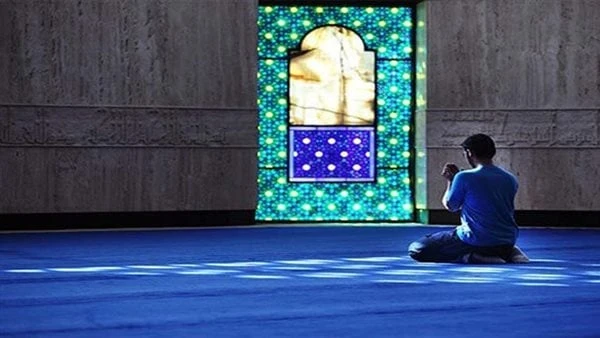 دعاء يوم الجمعة يريح القلب ويفرج الهم.. كلمات سهلة وبسيطة رددها الآنمن السنن التي كان يفعلها النبي صلى الله عليه وسلم يوم الجمعة هي الحرص على الدعاء والذكر وقراءة سورة الكهف والاغت