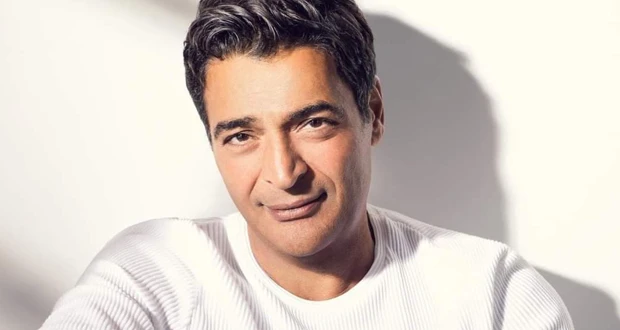 حميد الشاعري يسمح باستخدام بصمة صوته بعد وفاته.. إليكم التفاصيل افاق عربية - في لقائه مع الفنان عباس أبو الحسن، في بودكاست حوارات مع عباس، أعلن الفنان حميد الشاعري، عن اتخاذه قرارا