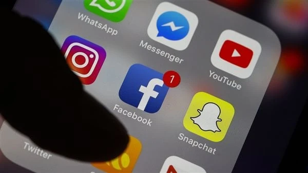 حكم نشر أسرار البيوت على مواقع التواصل.. علي جمعة يوضح قال الدكتور علي جمعة، مفتي الجمهورية السابق وعضو هيئة كبار العلماء في الأزهر الشريف، إن كشف