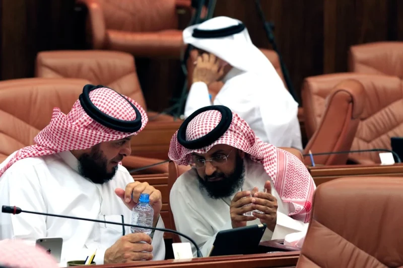 أوروبا وأمريكا بيجروا ورا المستثمر الخليجي: بلاش عنتريات فاضيةكتب عصام سعد الدين عبر صفحته على موقع التواصل الاجتماعي فيس بوك المنشور التالي عن قدوم المستثمر الخليجي إلى مصر.. إليك