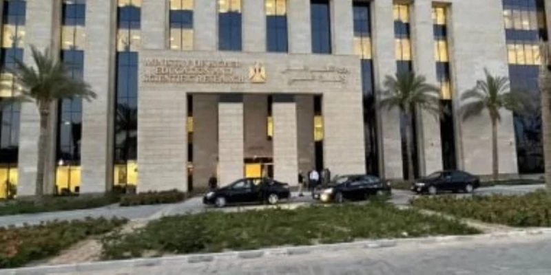 تعليم الجيزة توجه تنبيها مهما للمتعاقدين الجدد لدفعة 30 ألف معلم ناس وخدمات طالبت مديرية التربية والتعليم بالجيزة، المتعاقدين الجدد لدفعة 30 ألف