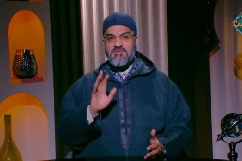 عمرو الورداني: المرأة تشعر بنقص الدعم العاطفي في غياب زوجها قال الدكتور عمرو الورداني، أمين الفتوى بدار الإفتاء المصرية، إن قبول المرأة بسفر زوجها أو