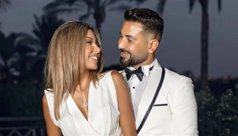 ظهور في زفاف أوروبي.. هل عاد أحمد سعد وعلياء بسيوني؟ افاق عربية - حضر الفنان أحمد سعد حفل زفاف ابن الإعلامية بسمة وهبة، الذي أقيم في إيطاليا، أمس الجمعة، ورافقته زوجته السابقة عليا