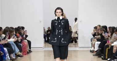 تعرف على أبرز ملامح أسبوع الموضة بلندن لربيع وصيف 2025.. صور المرأة والمنوعات يشارك فى أسبوع الموضة بلندن لربيع وصيف 2025، العديد من المواهب الشابة