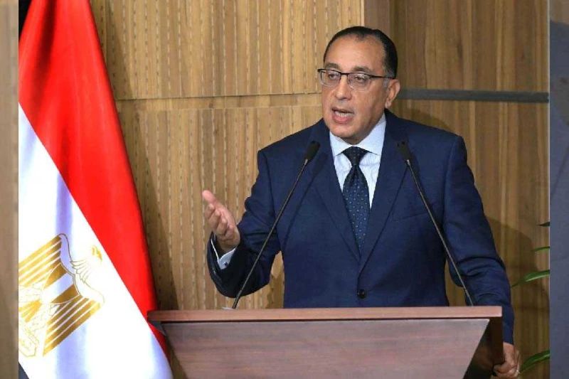 مشروع رأس بناس وعدم عودة تخفيف الأحمال.. أبرز ما جاء في تصريحات رئيس الوزراء اليوم كشف الدكتور مصطفى مدبولي، رئيس مجلس الوزراء، تفاصيل طرح الدولة