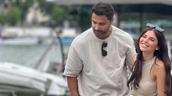 استحملت حاجات كتير.. صور رومانسية أثارت الجدل لكريم فهمي وزوجته تداول رواد السوشيال ميديا تصريحات للفنان كريم فهمي أثارت حالة من الجدل خلال الساعات