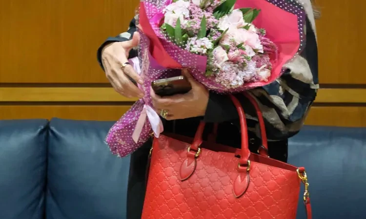 صابرين تصل لبنان استعدادا لتكريمها غدا في مهرجان الأفضل تعرف على التالي صابرين تصل لبنان استعدادا لتكريمها غدا في مهرجان الأفضل، وصلت اليوم الثلاثاء،