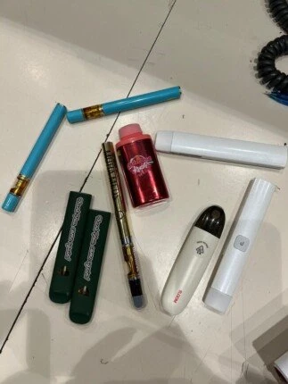 جمارك مطار القاهرة تكشف تفاصيل القبض على سعد الصغير بسبب المخدرات نجلاء غنيمألقت سلطات جمارك مطار القاهرة الدولي برئاسة الدكتور ماجد موسى رئيس