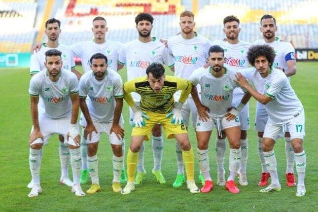 -بعثة المصري تغادر القاهرة استعدادا لمواجهة الهلال الليبي في الكونفدرالية .. غادرت بعثة الفريق الأول للكرة بنادي المصري البورسعيدي، منذ قليل مطار