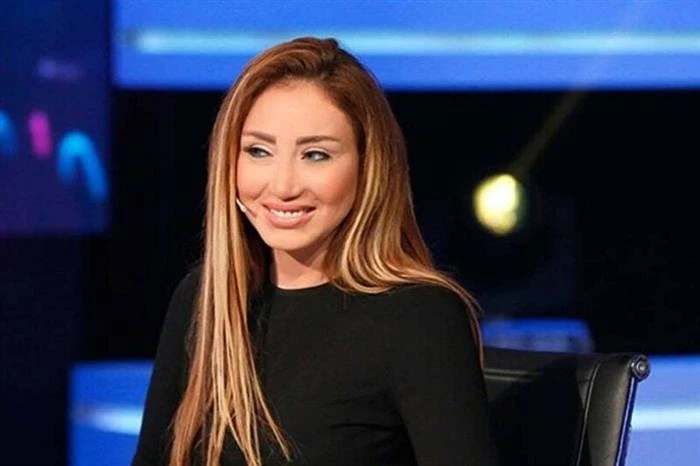 ريهام سعيد تكشف تفاصيل خلافها مع عبير صبري افاق عربية - حلت الإعلامية ريهام سعيد ضيفة على برنامج بالعربي تحدثت خلاله عن أصعب فترة مرت عليها بسبب الخطأ الطبي الذي تعرضت له الفترة ال