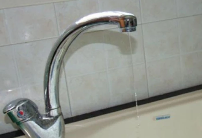 لمدة 8 ساعات، قطع المياه عن 4 مناطق في حلوان غدا الجمعة أعلنت شركة مياه الشرب بالقاهرة، انقطاع المياه عن بعض المناطق بحلوان، بسبب أعمال الصيانة وهي: -مساكن الزلزال - التعاونيات - ع