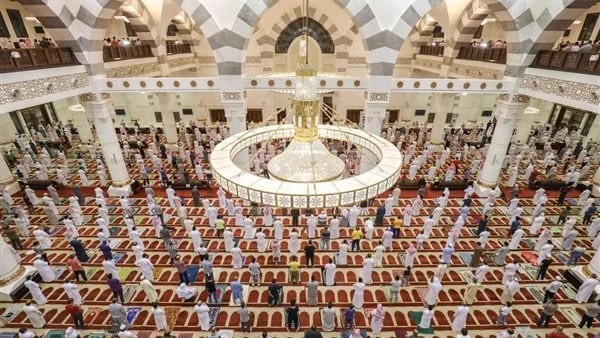 ولد الهدى فالكائنات ضياء.. ننشر خطبة الأوقاف في صلاة الجمعة غداحددت وزارة الأوقاف المصرية موضوع خطبة الجمعة الثانية من شهر ربيع الأول، 13 سبتمبر 2024م بعنوان : ولد الهدى فالكائنات