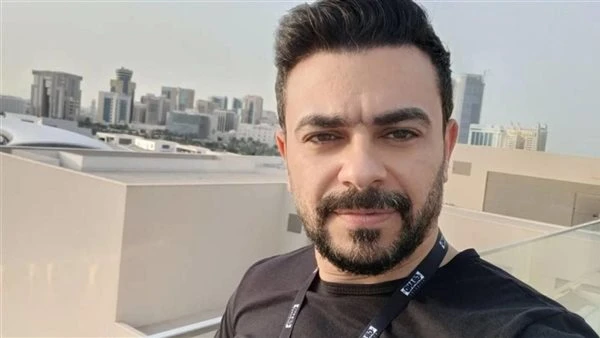 هبيع عربيتي واسافر أغسل صحون.. كريم الحسيني يعتزل الفن ويوجه رسالة قاسية تعرف على التالي هبيع عربيتي واسافر أغسل صحون.. كريم الحسيني يعتزل الفن ويوجه