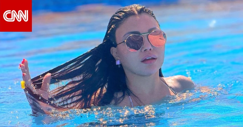 هيفاء وهبي تستمع بوقتها بالساحل الشمالي بعد حفلها الأخير في كفر الشيخ منوعات دبي، الإمارات العربية المتحدة ()-- نشرت الفنانة اللبنانية هيفاء وهبي، مجموعة من الصور تبدو فيها وهي تقض