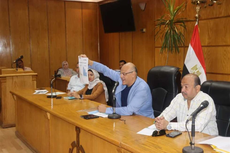 محافظ القليوبية: أموال التصالح تعود بالنفع المباشر على المواطنين في صورة مشروعاتعقد المهندس أيمن عطية، محافظ القليوبية، والدكتورة إيمان ريان، نائب المحافظ اليوم الإثنين، اجتماعا لم