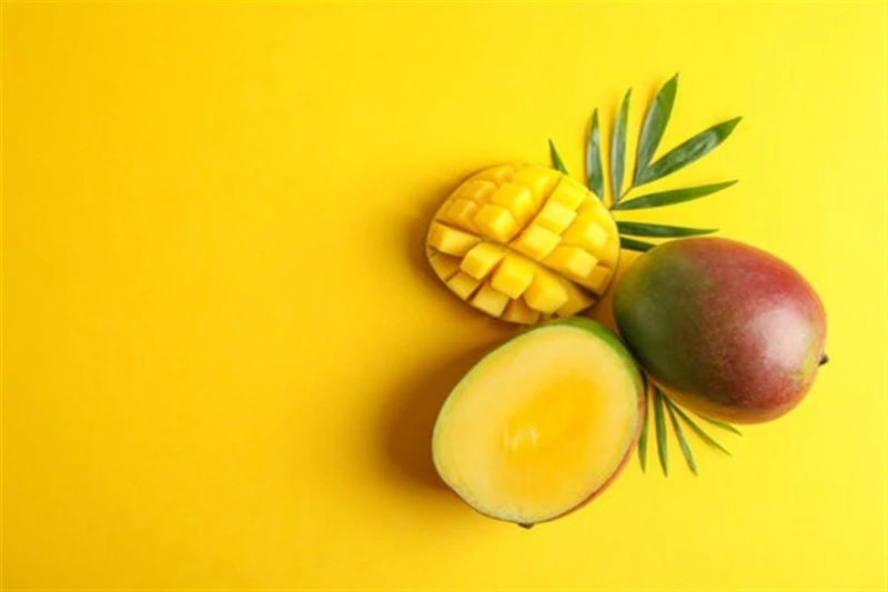 هذا ما يحدث لجسمك عند تناول المانجو.. 4 تأثيرات غير متوقعة لايف ستايل كتبت- نرمين ضيف الله المانجو فاكهة صيفية ذات طعم لذيذ وغنية بالعناصر الغذائية،