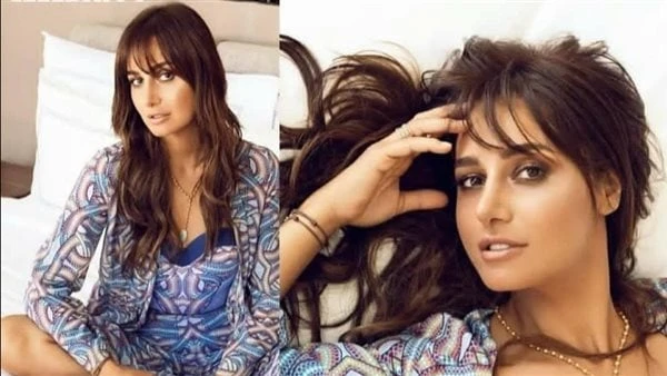 بعد تصدرها التريند.. إطلالات مثيرة ل حلا شيحة بعد خلعها الحجابتصدرت الفنانة حلا شيحة تريند ، مؤشر البحث عبر موقع جوجل خلال الساعات الماضيه.وكانت