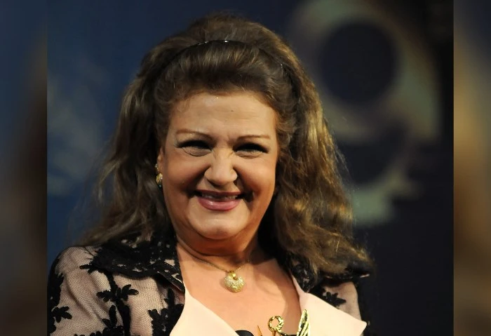 ميمي جمال لافاق عربية: أنا مش أنا في عمر أفندي، وبحب أحمد حاتم جدا أكدت الفنانة ميمي جمال، أنها لم تكن تتوقع نجاح مسلسل عمر أفندي بطولة الفنان أحمد