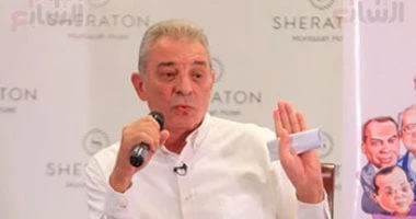 قبل صورته الأخيرة.. قصة تصريحات ل محمود حميدة وصور تصدر بها التريند تعرف على التالي قبل صورته الأخيرة.. قصة تصريحات ل محمود حميدة وصور تصدر بها ال تريند ، دوما ما يتصدر اسم الفنان