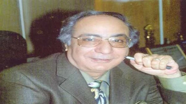 الشاعر عمر بطيشة مطلوب على جوجل والسر حذف أغنية قمر سيدنا النبي تعرف على التالي الشاعر عمر بطيشة مطلوب على جوجل والسر حذف أغنية قمر سيدنا النبي ،