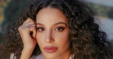 فن: مريم الجندى تشارك في فيلم الهنا اللى أنا فيه مع كريم محمود عبد العزيز تشارك الفنانة مريم الجندى في بطولة فيلم الهنا اللى انا فيه بطولة النجم كريم