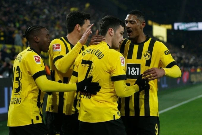 -مدرب بوروسيا دورتموند بعد التعادل مع بريمن: نحتاج إلى التطور .. طالب نوري شاهين المدير الفني لبوروسيا دورتموند بضرورة تحسن أداء فريقه بعد تعادله سلبيا مع مضيفه فيردر بريمن أمس الس