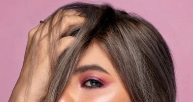 4 خطوات هتساعدك تحافظى على مكياجك فى الحر.. عشان مايتلطخش ويبقع المرأة والمنوعات مع إرتفاع درجات الحرارة الطقس خلال هذه الفترة، تقلق الفتيات من آثار ارتفاع درجات الحرارة والتعرق عل