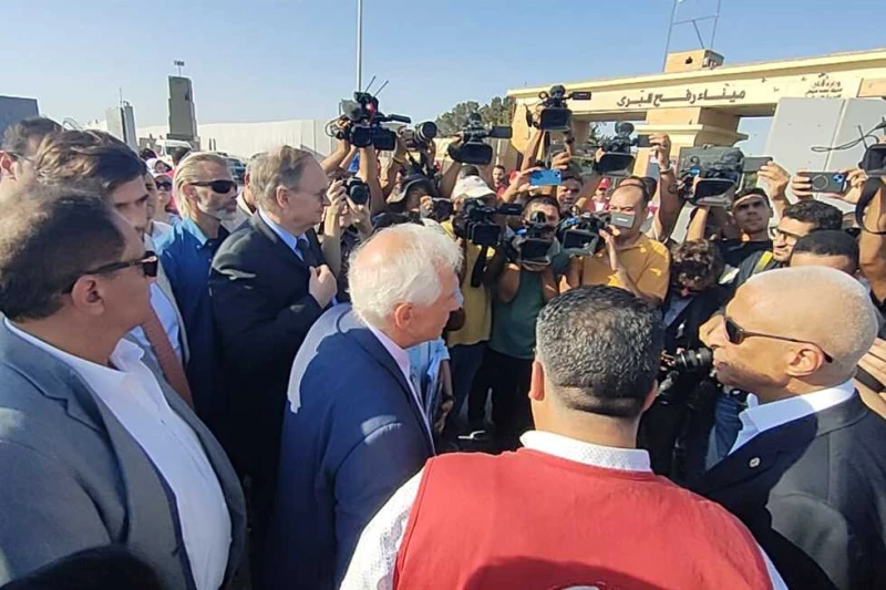الممثل الأعلى للشؤون الخارجية بالاتحاد الأوروبي يصل معبر رفح البري وصل إلى معبر رفح البري في شمال سيناء، جوزيب بوريل، الممثل الأعلى للشؤون الخارجية والسياسة الأمنية في الاتحاد الأو