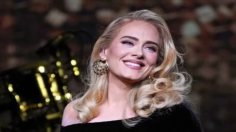 أديل تعلن توقفها عن الغناء لأجل غير مسمى (فيديو صور) تعرف على التالي أديل تعلن توقفها عن الغناء لأجل غير مسمى (فيديو صور)، وقالت أديل في مقطع فيديو