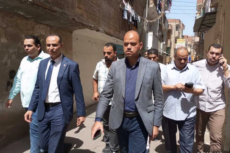 تزامنا مع موسم المولد النبوي.. تحرير 12 محضرا وغلق 3 منشآت مخالفة في الشرقية ترأس محمد نعمه كجك السكرتير العام المساعد لمحافظة الشرقية، رفقة الدكتور هاني مصطفى جميعة وكيل وزارة الص