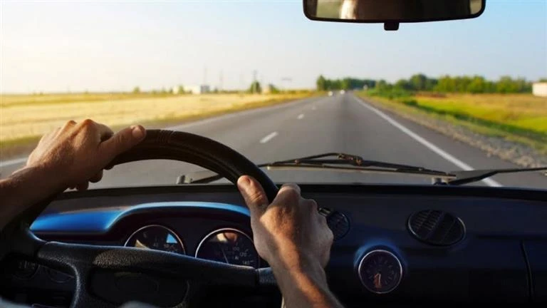 أسباب انحراف السيارة أثناء القيادة.. لا تتجاهلها سيارات 04:18 م الجمعة 06 سبتمبر 2024 تعتبر عجلة القيادة جزء أساسي وهو من أهم أجزاء السيارة إذ يتم من