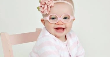 العين الكسولة.. استشارى يوضح الأعراض وطرق العلاج صحة وطب العين الكسولة، أو ما يطلق عليه طبيا الغمش، هي اضطراب بصري يصيب الأطفال ويتطور بشكل عام أثناء الولادة وحتى سن 7 سنوات، ويتطو