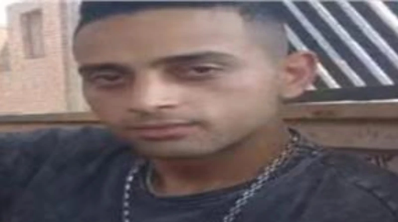 ب15 طعنة.. عامل وأبناؤه يقتلون سائق توكتوك في شبرا الخيمة شهدت مدينة شبرا الخيمة، محافظة القليوبية، واقعة مأساوية حيث أقدم عامل وأبناؤه على قتل سائق