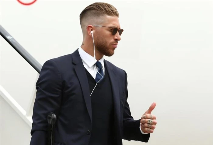 سيرجيو راموس في الزمالك، حكاية انضمام المدافع الإسباني للملكي (صورة) اجتاحت مواقع التواصل الاجتماعي في الساعات الماضية صورة للمدافع العالمي سيرجيو راموس وهو يرتدي قميص فريق الزمالك