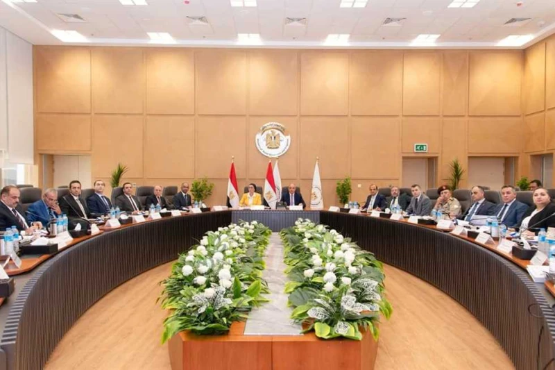 تراخيص الشواطئ توافق علي مشروع مدينة المنصورة الجديدة وتدعيم حائط رشيد نظمت وزارة الري، اجتماع اللجنة العليا لتراخيص الشواطئ برئاسة الدكتور هاني